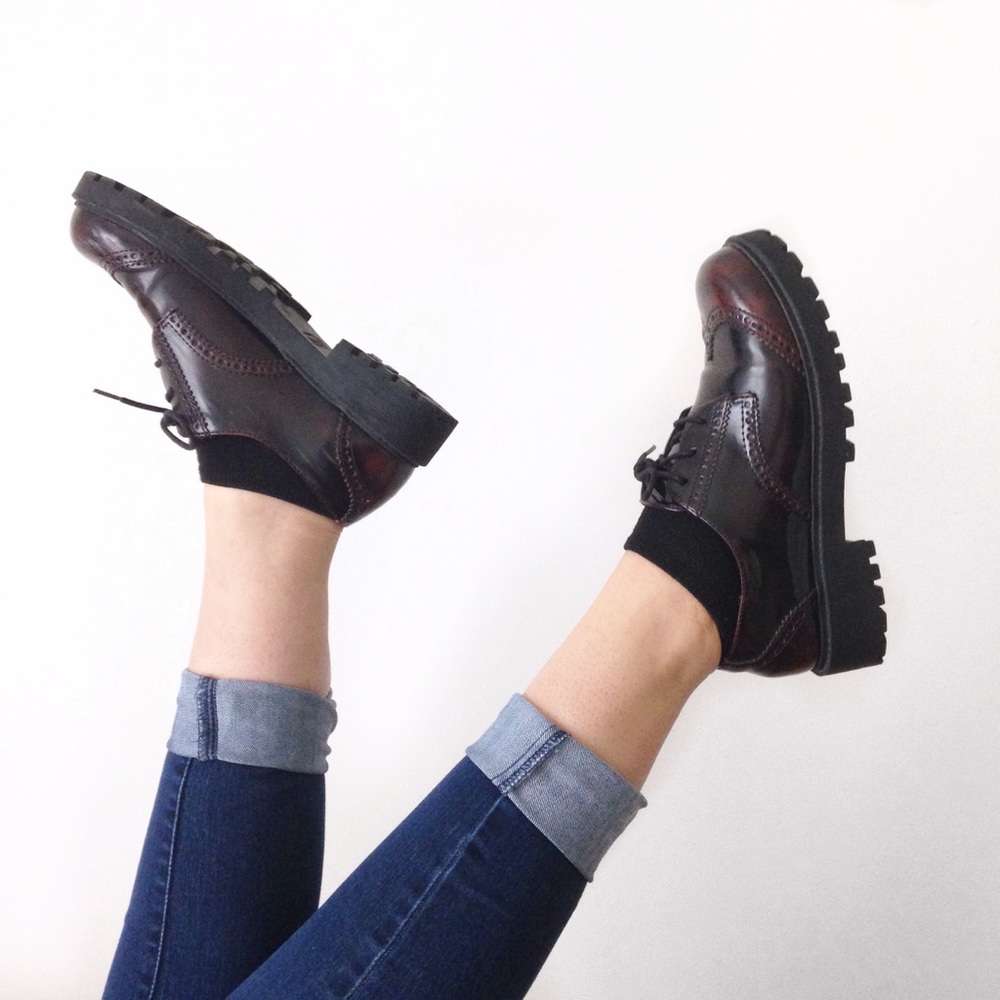 ●● SOLD!!!! ●● H&M Burgundy Platform Oxford Shoes